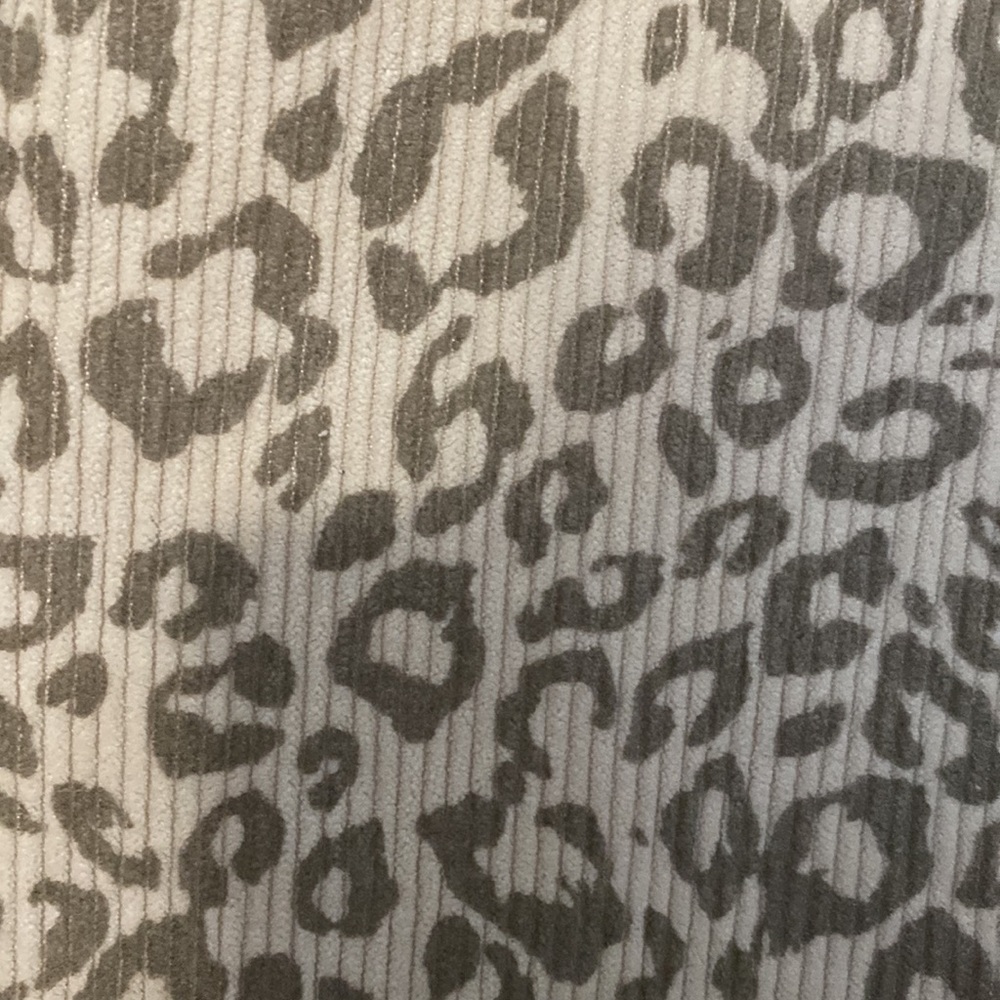 Leopard Print Shacket - Picture 3 of 4